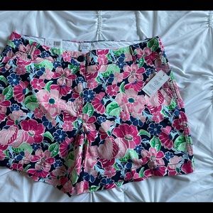 Crown & Ivy Caroline 5’inseam Floral Short